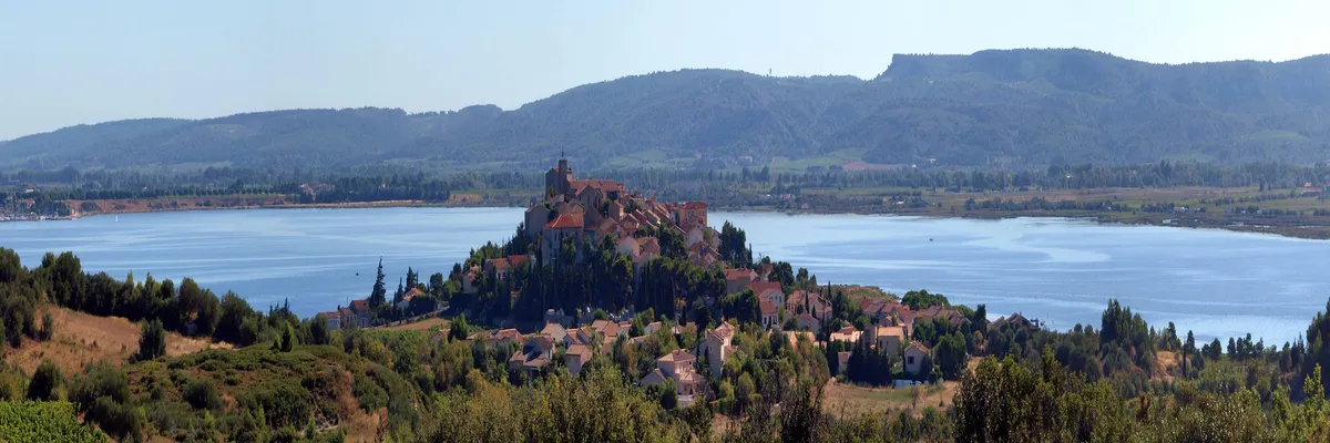 image-installateur-carport-solaire-bages.webp Image Installateur carport solaire Bages