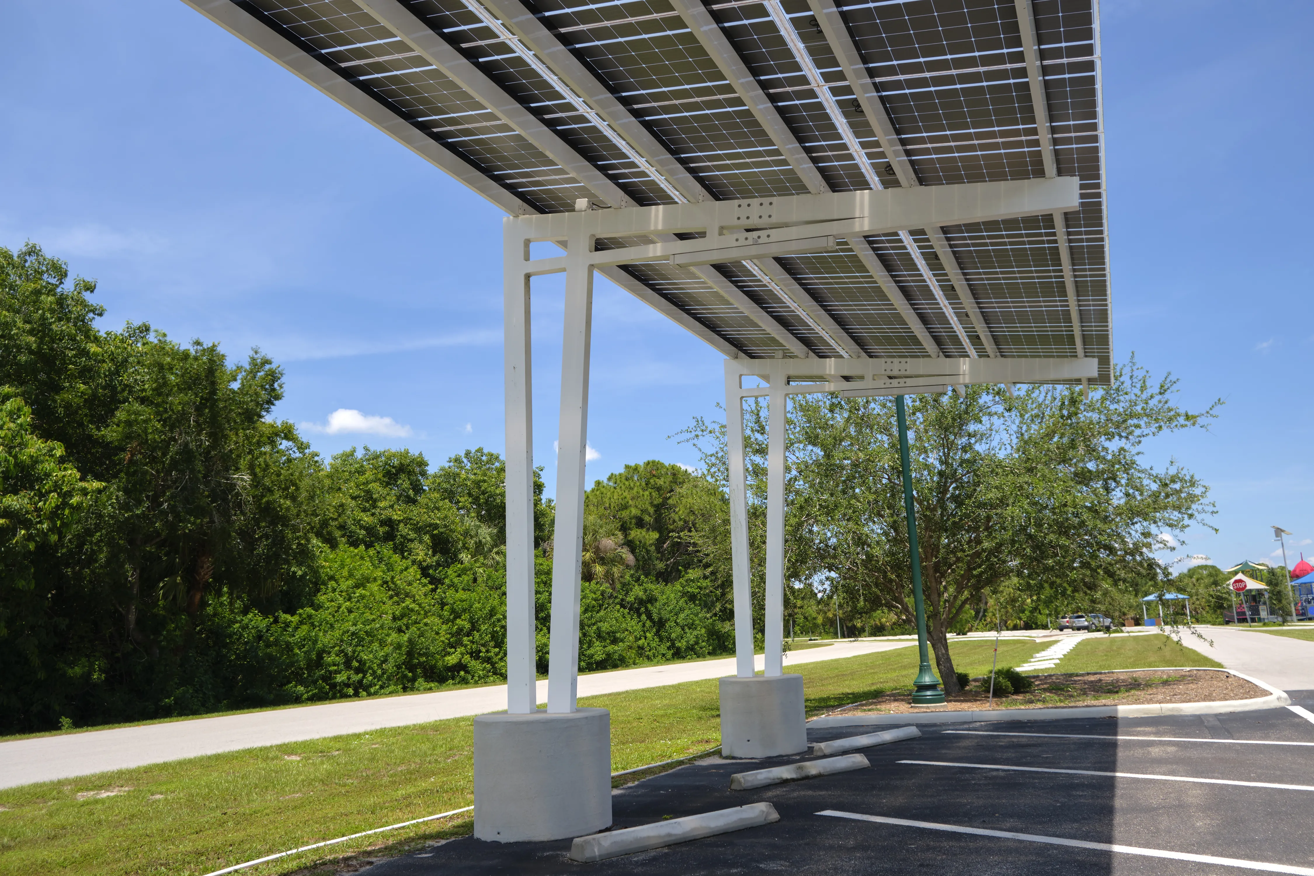 Image installateur carport solaire 3 carport solaire 66